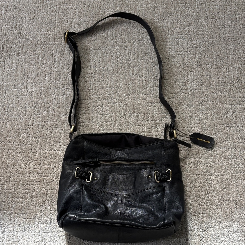 Chic Black Leather Shoulder Bag